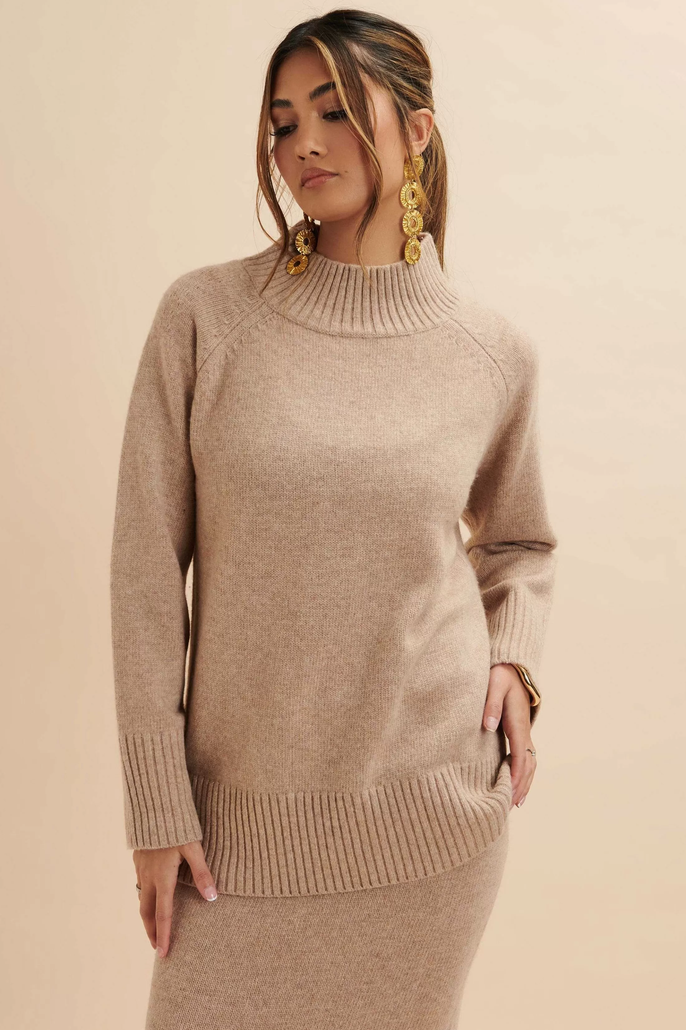 Lavish Alice Knitted Separates<Amari Knitted Cashmere Blend Jumper In Beige