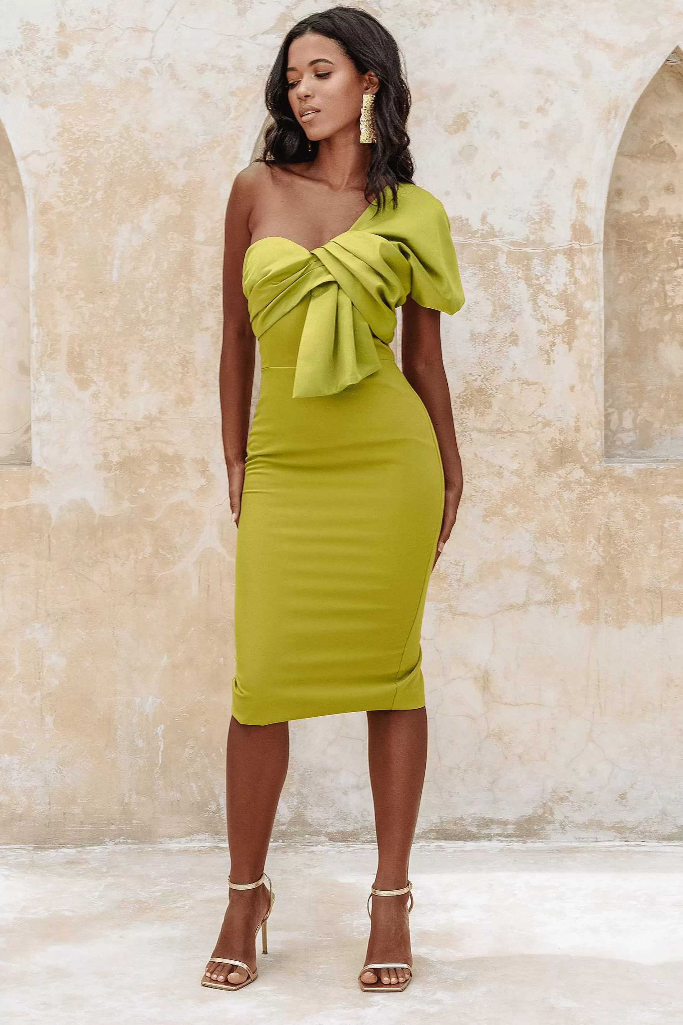 Lavish Alice Dresses<Elsie Twist Front One Shoulder In Olive Green