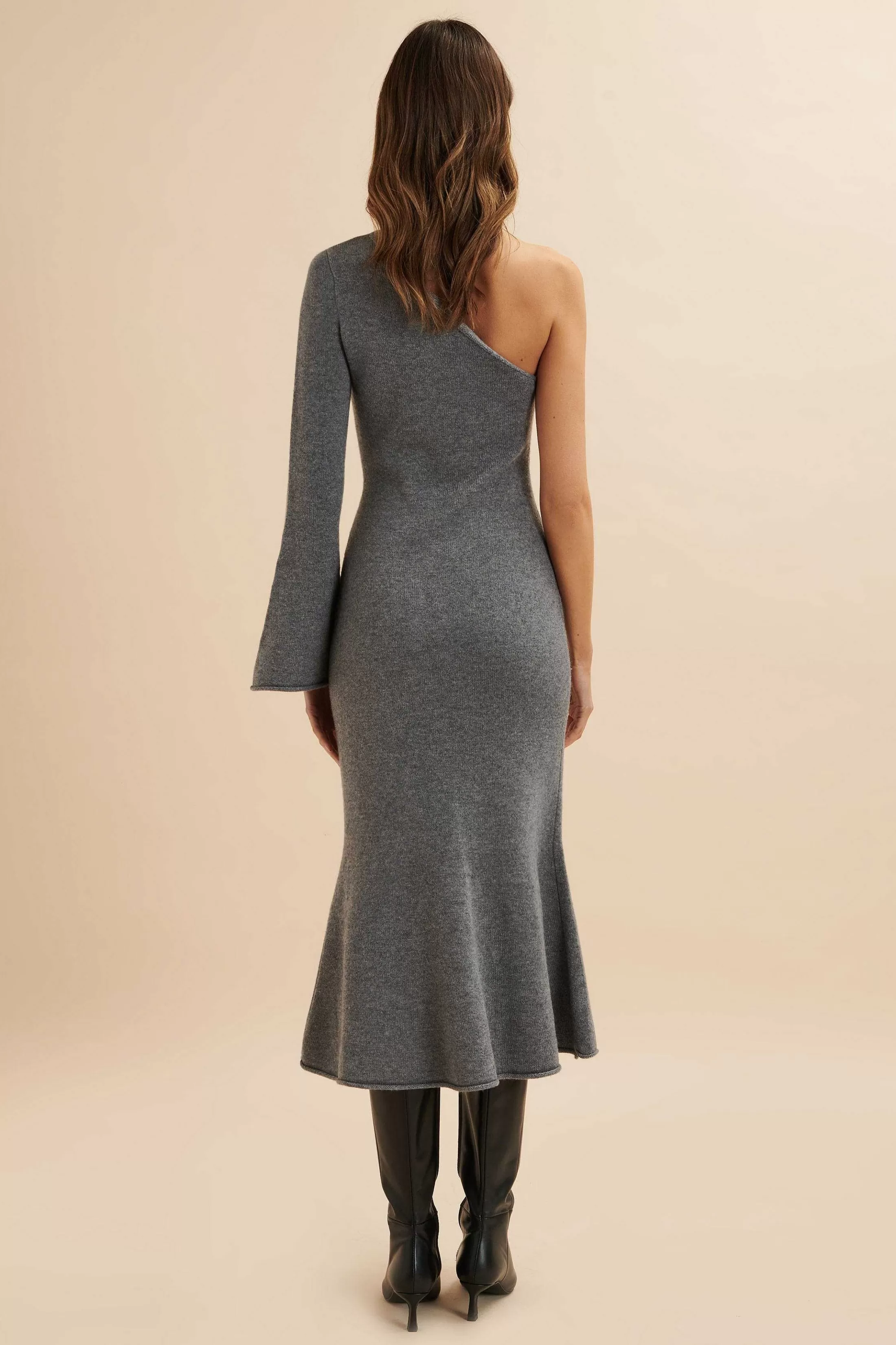 Lavish Alice Dresses<Huda Knitted Asymmetric Fit & Flare Midi Dress In Grey