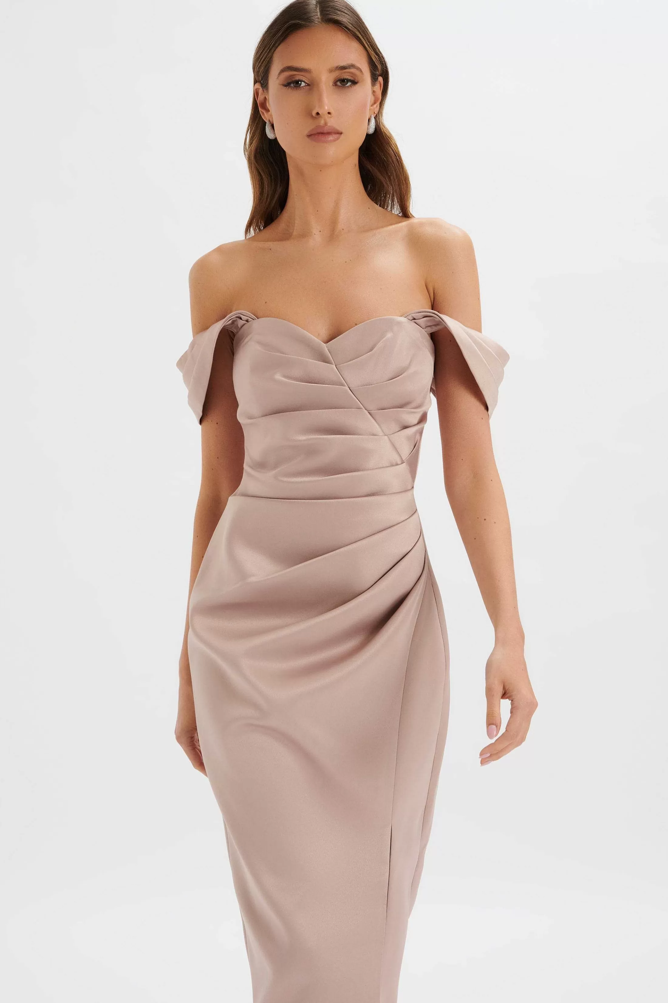 Lavish Alice Dresses<Kaitlin Bonded Satin Off Shoulder Maxi Dress In Mink