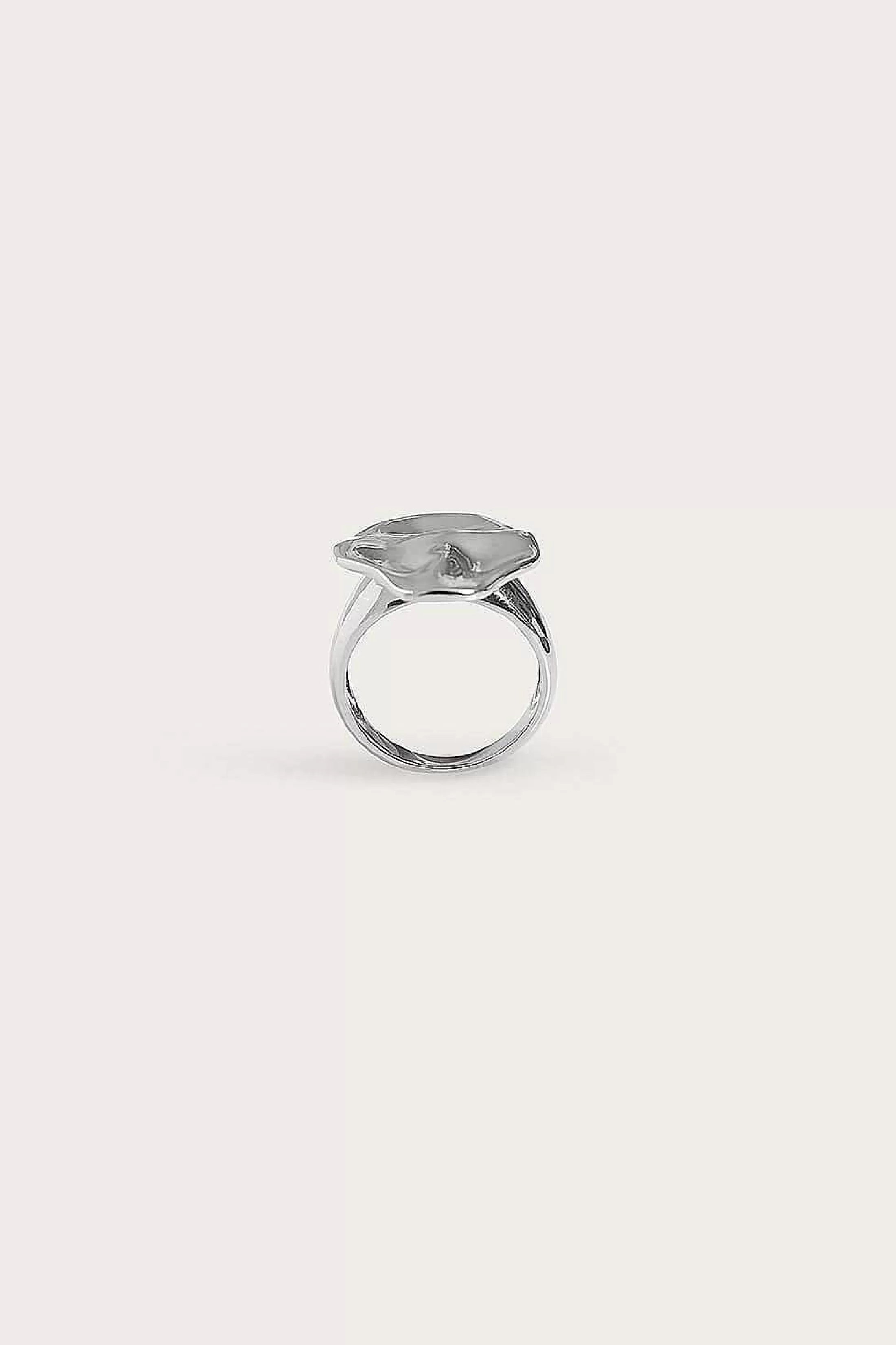 Lavish Alice Jewellery<Leora Hammered Effect Oval Silver Ring