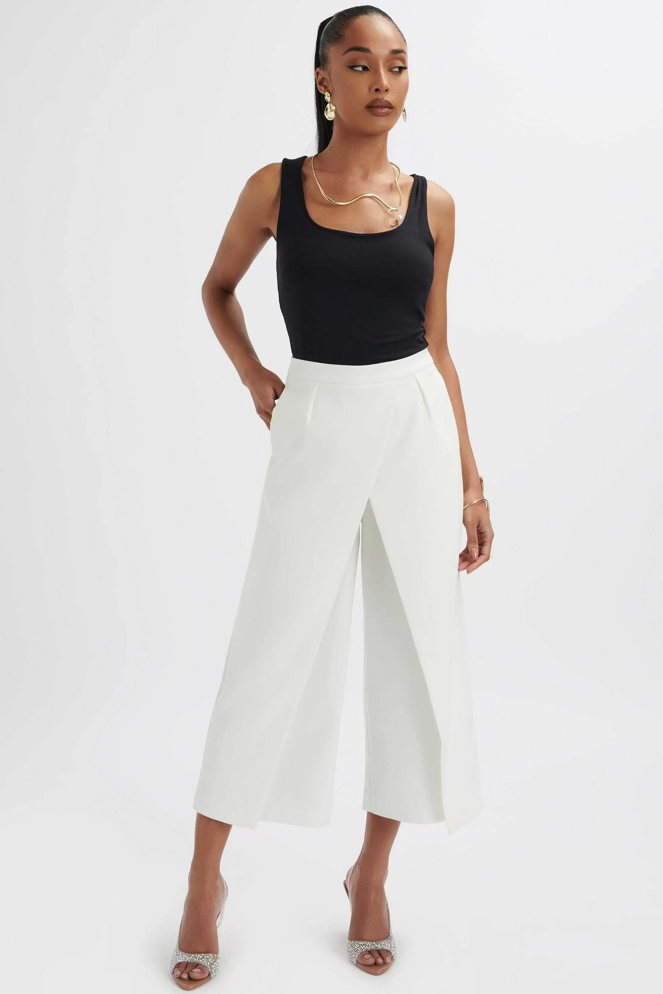 Lavish Alice Suiting<Siya Wrap Culotte Trousers In White